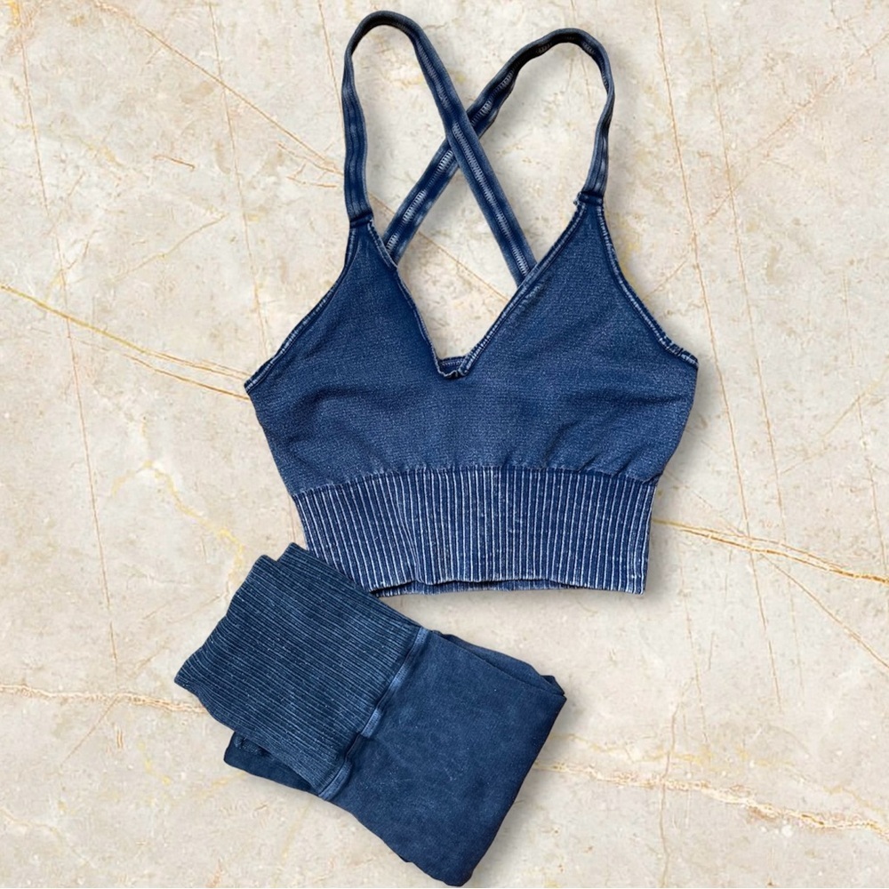 Free People Good Karma Leggings & FP Good Karma Crop Top Size XS NWOT - Picture 2 of 14